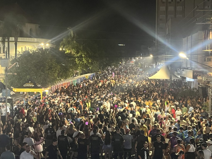 Carnaval de Braço do Norte abre com alegria, organização e segurança na Avenida Jorge Lacerda