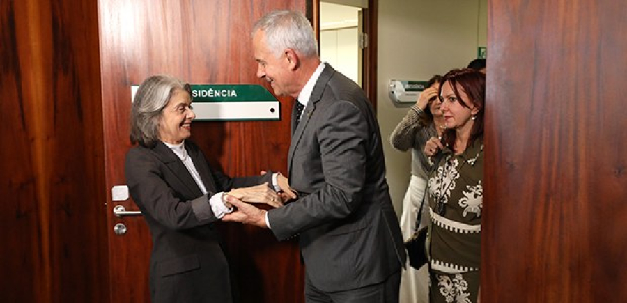 Desembargador Carlos Alberto Civinski destaca alinhamento com o TSE e detalha preparativos de Santa Catarina para as Eleições 2026