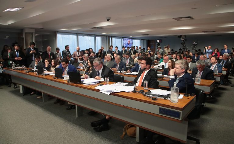 Alcolumbre mantém votação da CPMI do INSS sobre quebra de sigilo de filho de Lula