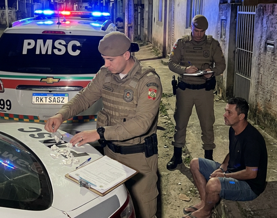PM Prende Homem por Tráfico de Crack e Apreende 36 Pedras da Droga em Tubarão