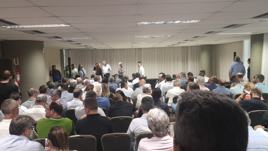 Lideranças do PP se reúnem com governador Jorginho Mello em Florianópolis