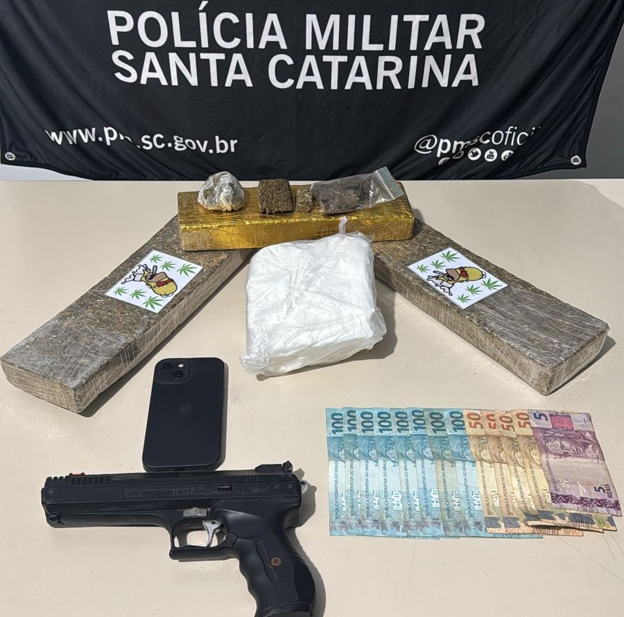 PM prende homem por tráfico de drogas no sistema de “tele-entrega”