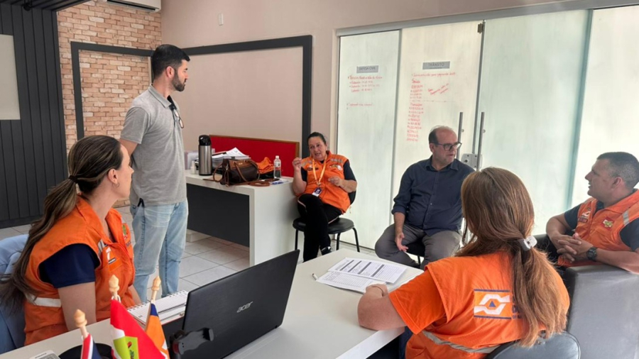 Defesa Civil de Gravatal recebe visita técnica para fortalecer estratégias de prevenção e resposta a desastres