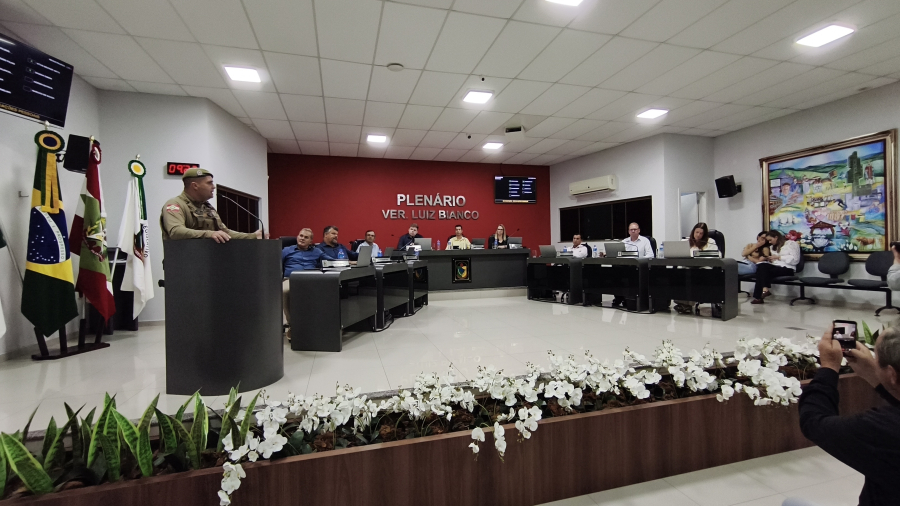 Câmara de São Ludgero presta homenagem a policial militar e aprova indicação por unanimidade