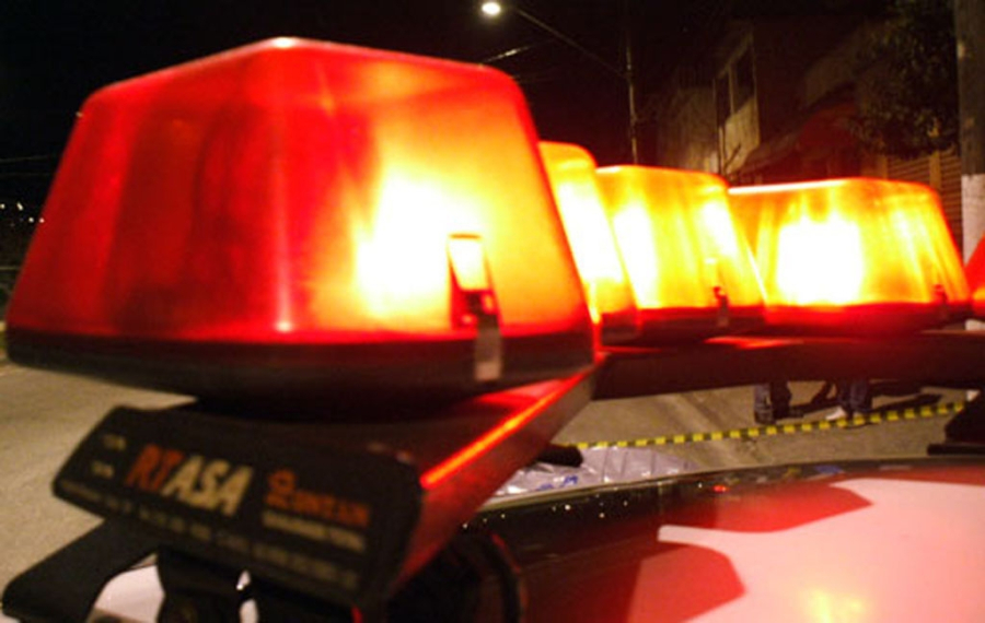 Homem é encontrado inconsciente próximo de carro em chamas em Cocal do Sul 