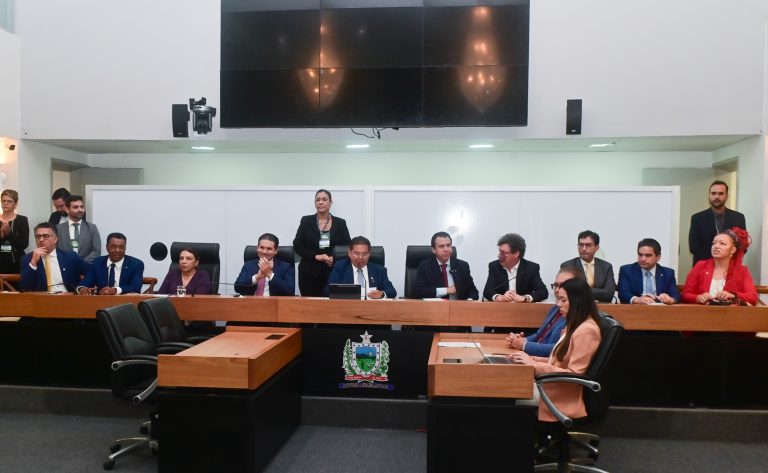 Em debate na Paraíba, trabalhadores defendem fim da escala 6x1 e empresários pregam diálogo