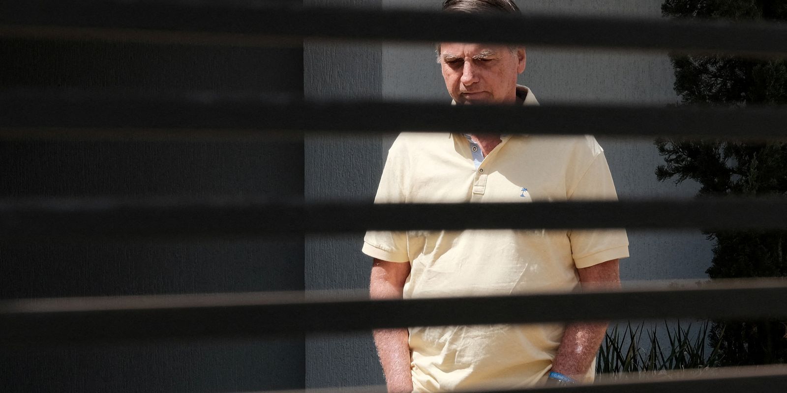 Bolsonaro entra com revisão criminal no STF para anular condenação 