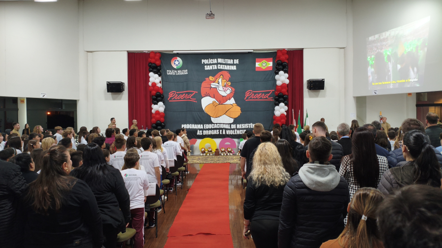 Polícia Militar realiza 20ª formatura do PROERD em São Ludgero