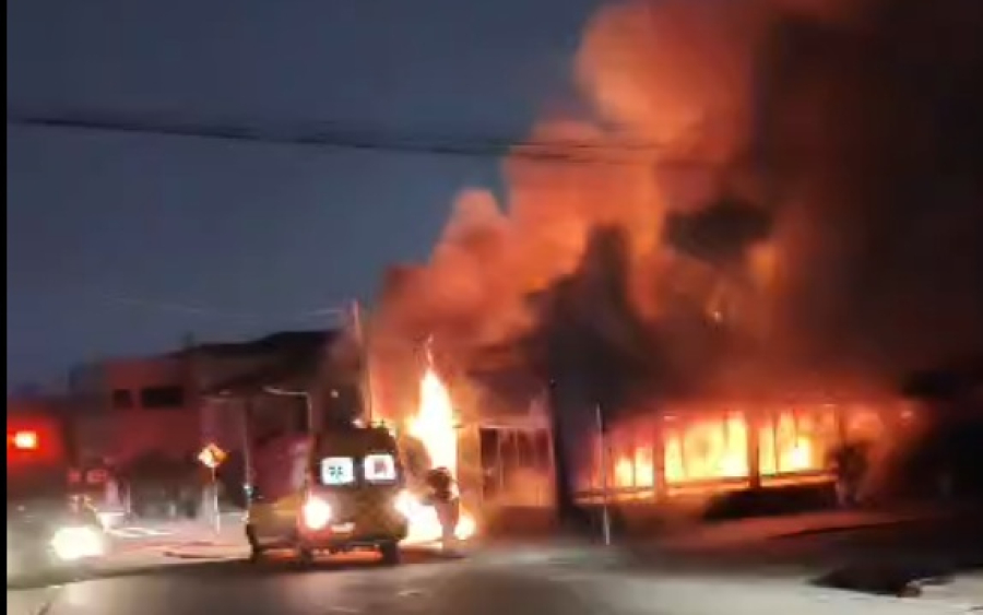 Incêndio atinge lanchonete com residência anexa no bairro Bela Vista em São Ludgero