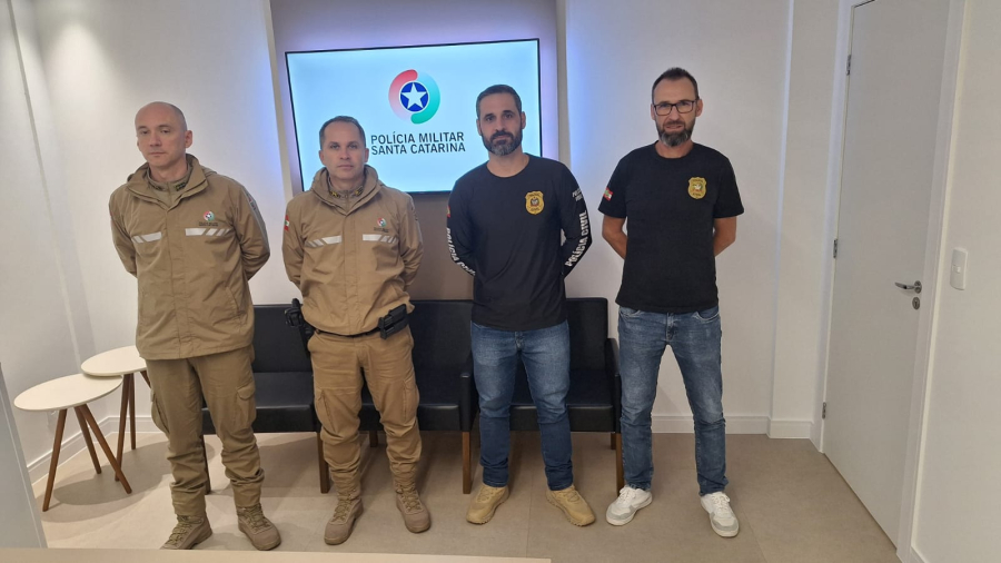 Novo delegado de Braço do Norte faz visita institucional ao 35º BPM e reforça parceria entre polícias