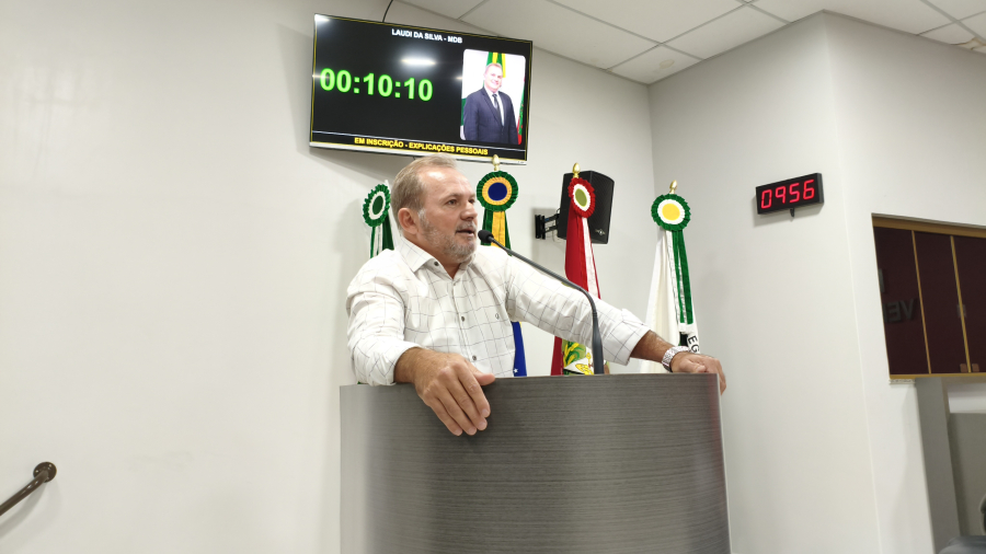 Vereador Laudir agradece melhorias na iluminação, cobra aplicação de emendas e desabafa sobre cenário político atual em São Ludgero