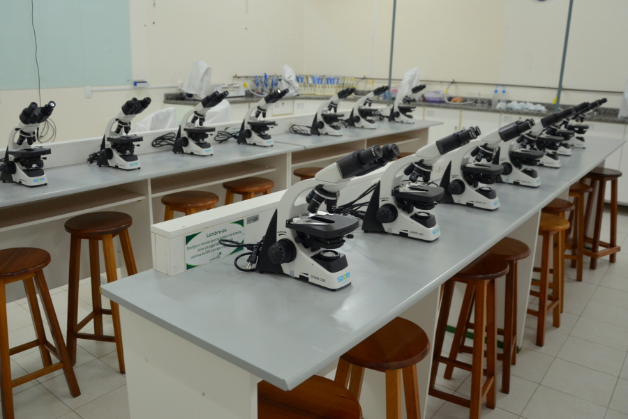 Unibave adquire novos equipamentos para o Laboratório de Biologia