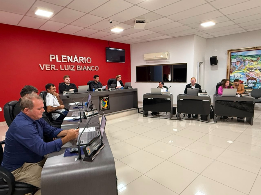 Sessão extraordinária marca leitura de requerimento para criação de CPI