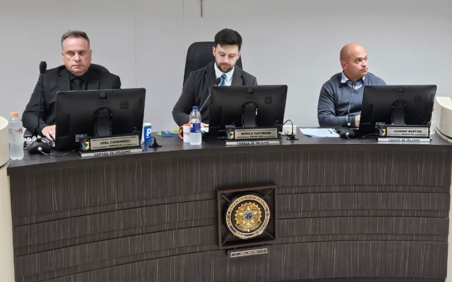 Câmara de Vereadores de Orleans Aprova Projetos de Inclusão Social, Regularização Fundiária e Infraestrutura Municipal