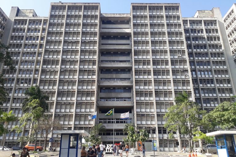 Comissão de Legislação Participativa debate paralisação de professores e técnicos da Uerj