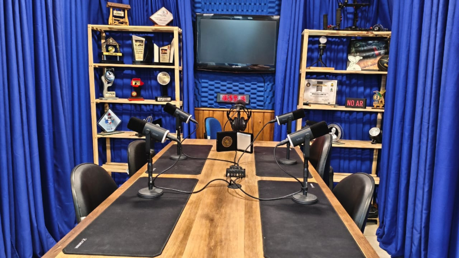 Comitiva do pré-candidato a governador João Rodrigues visita São Ludgero e concede entrevista na Rádio Voz Livre