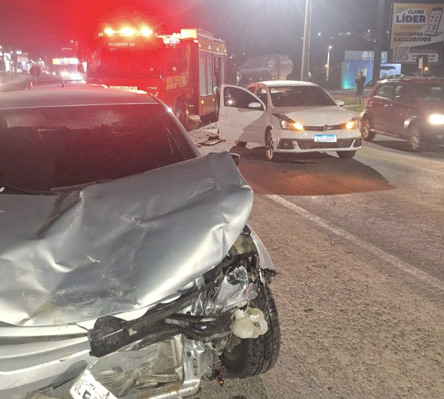 Engavetamento envolvendo três carros deixa feridos na SC-370, em Braço do Norte  