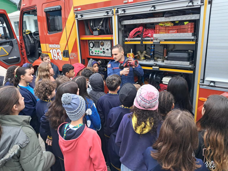 Corpo de Bombeiros Militar de SC lança 