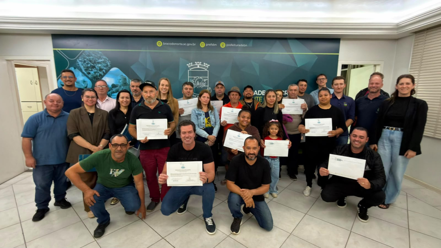 Braço do Norte Entrega 15 Novas Certidões de Regularização Fundiária e Ultrapassa 100 Imóveis Regularizados em 2026