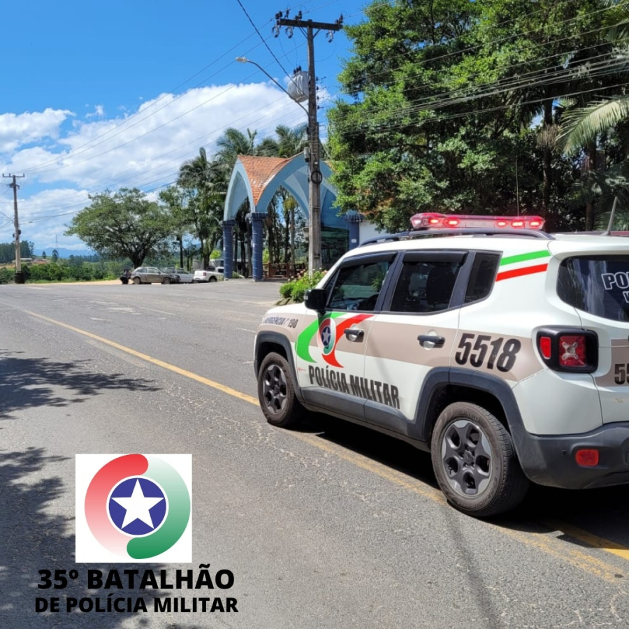 PM apreende maconha com homem durante abordagem em Tubarão