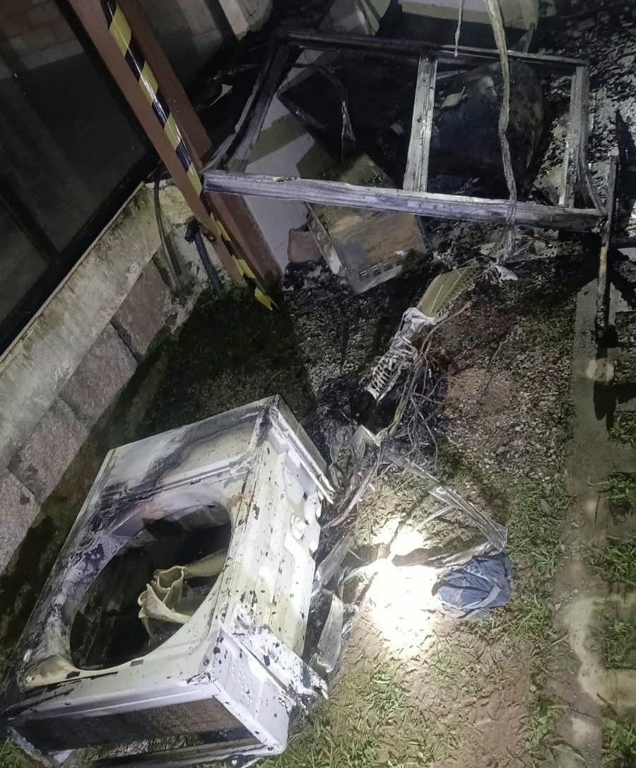 Bombeiros atendem incêndio em pousada no Centro de Garopaba e homem é encontrado sem vida