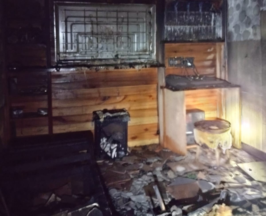 Incêndio atinge sala de TV e danifica cômodos de residência em São Ludgero