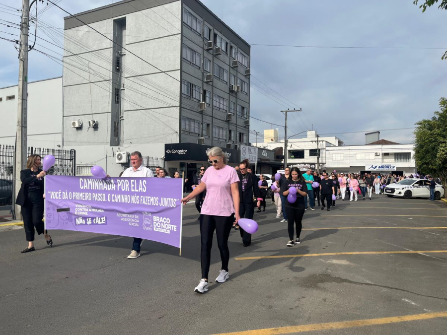 Complexo Hospitalar Santa Teresinha promove ação do Outubro Rosa