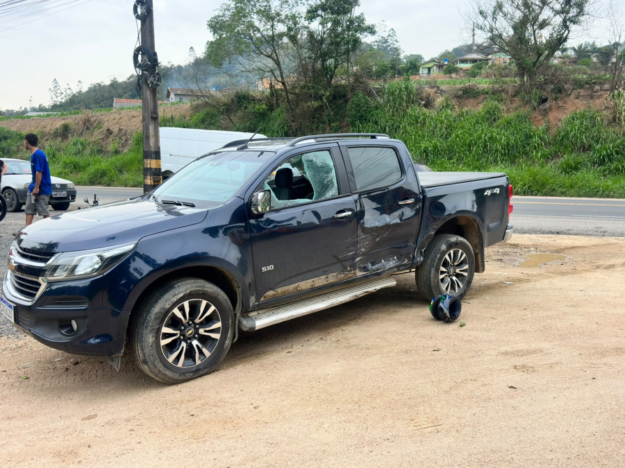 Motociclista fica gravemente ferido após colisão na SC‑370, em Alto Travessão
