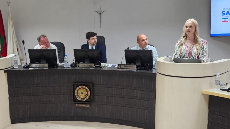 Câmara de Vereadores de Orleans Aprova Programas de Transparência e Bem-Estar Animal