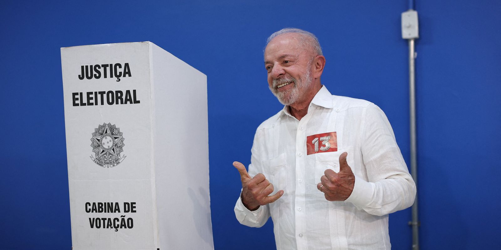 Lula vota e enaltece mobilização popular: 