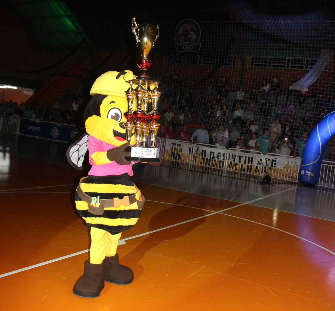 Um total de 30 equipes e 368 atletas, em várias categorias, disputam a 18ª Taça Cegero