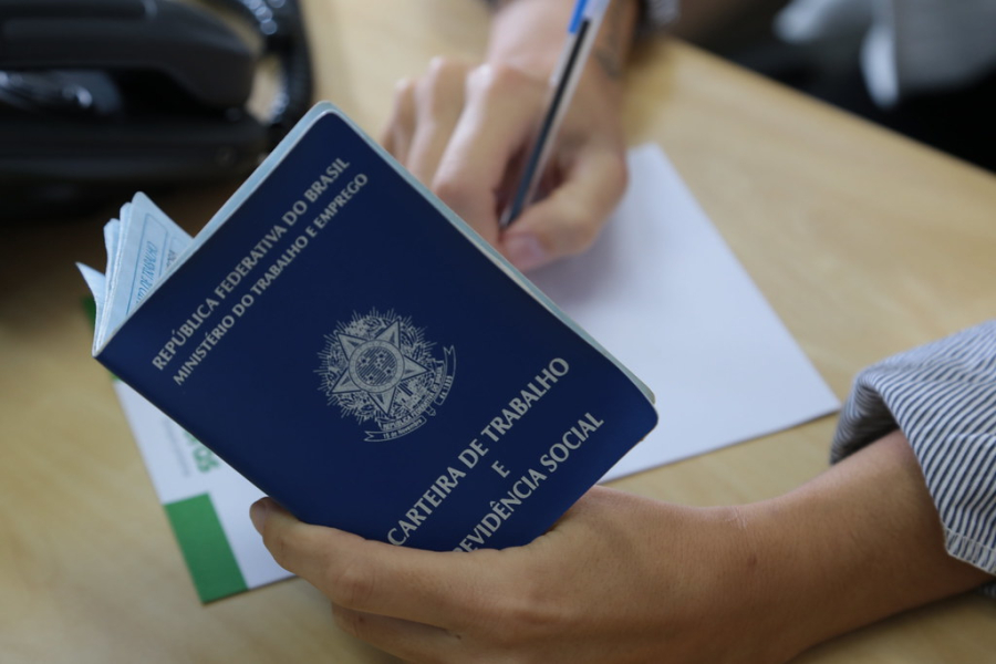 Santa Catarina inicia a semana com mais de 9 mil vagas abertas pelo Sine