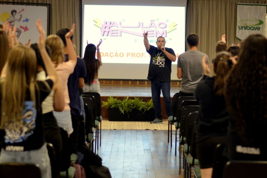 Unibave oferece semana de aulões preparatórios para o Enem de forma gratuita