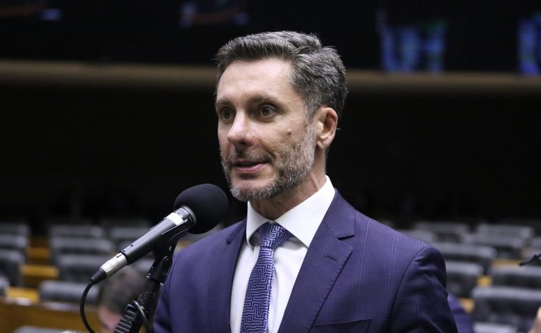 Câmara rejeita recurso e confirma envio ao Senado de projeto sobre controle de constitucionalidade no STF
